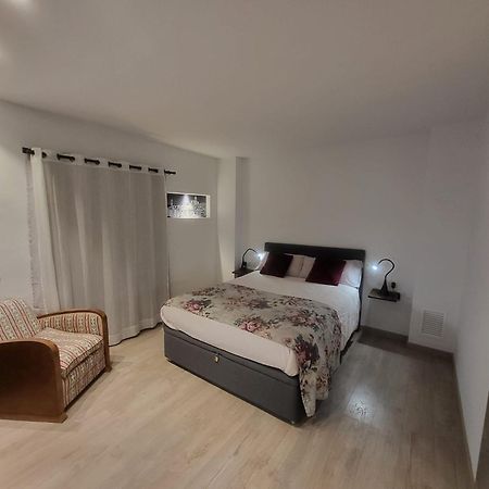 Turistic Girona - Piso De 1, 2 O 3 Habitaciones 外观 照片
