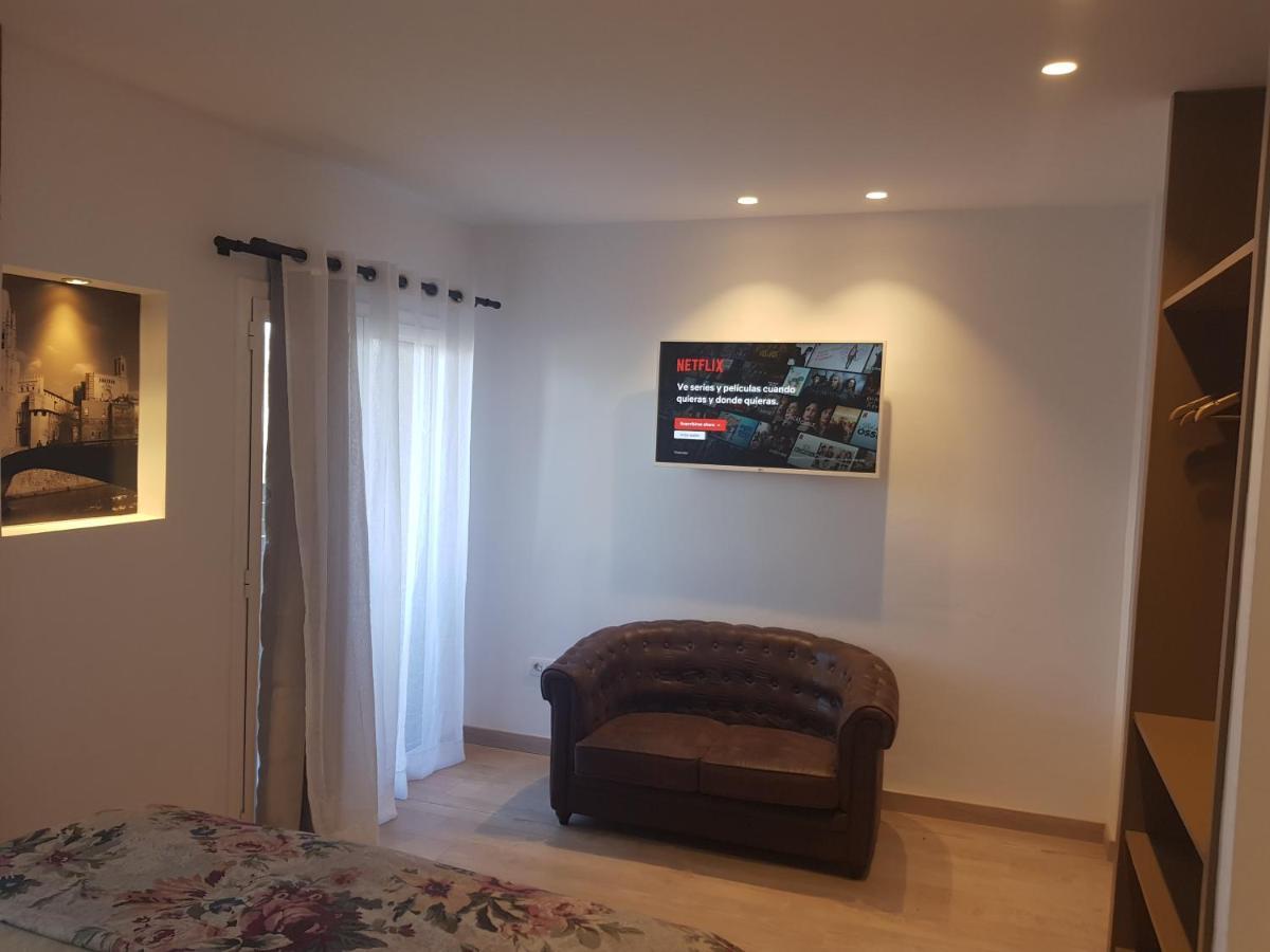 Turistic Girona - Piso De 1, 2 O 3 Habitaciones 外观 照片