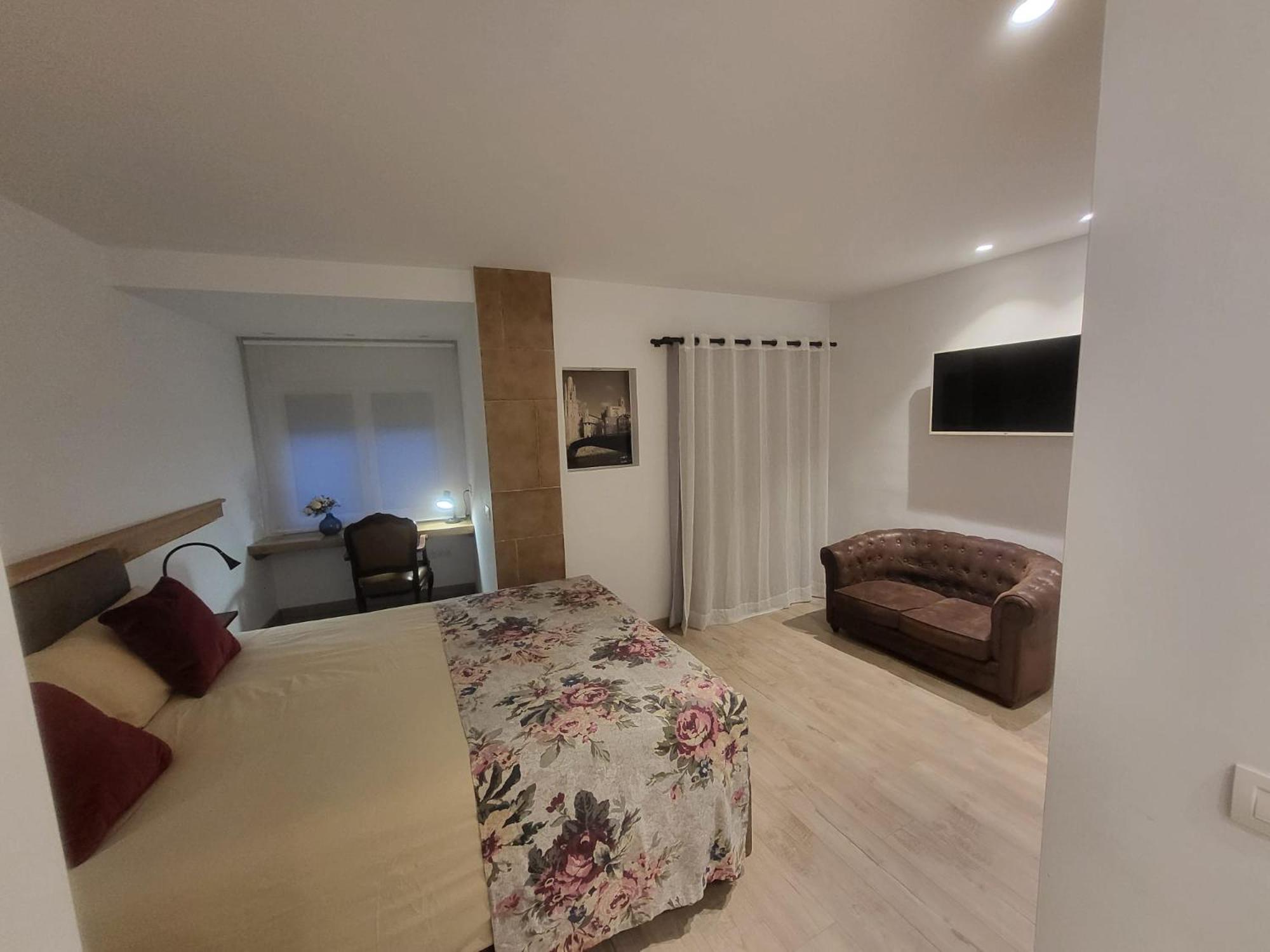 Turistic Girona - Piso De 1, 2 O 3 Habitaciones 外观 照片