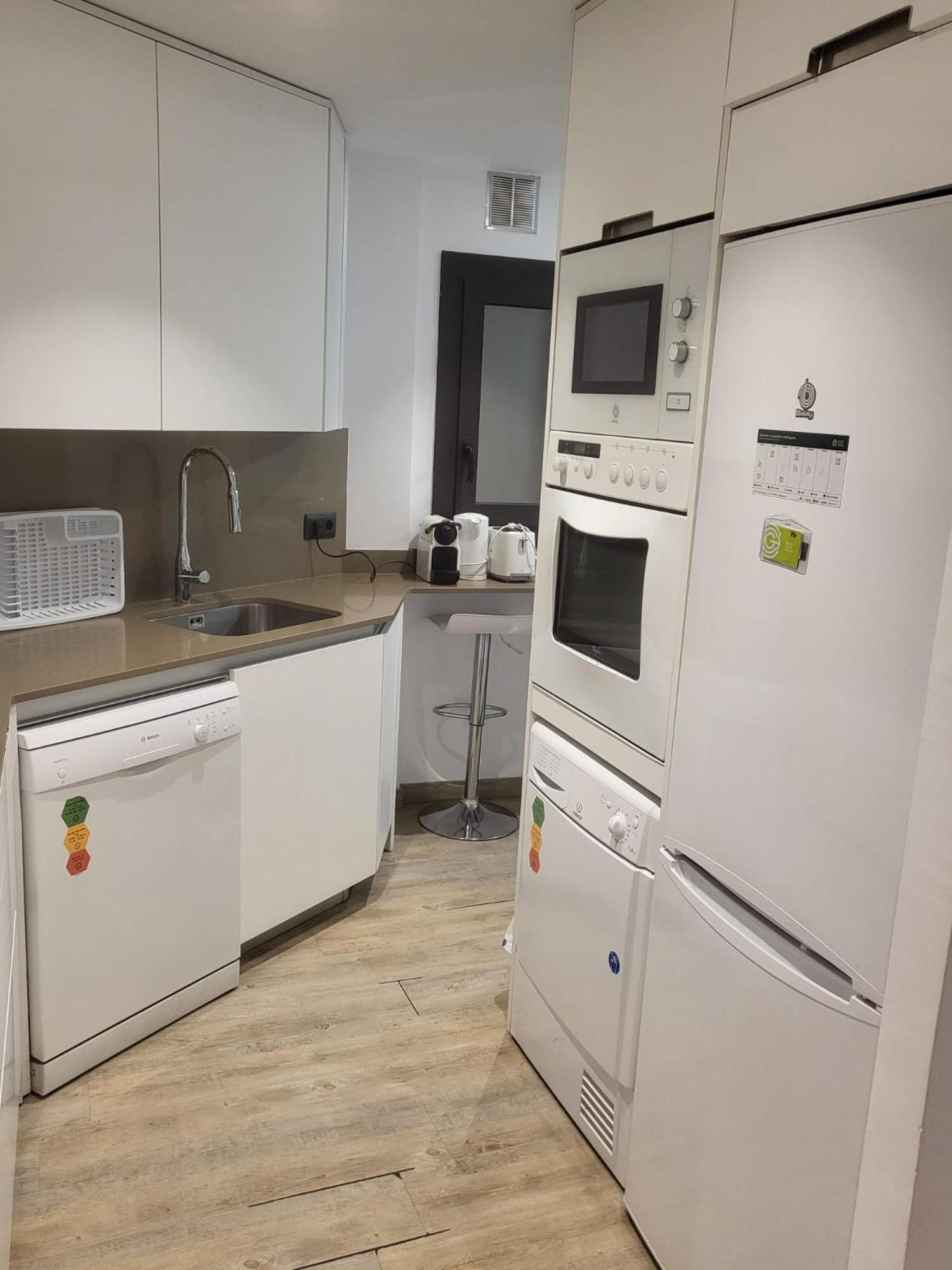 Turistic Girona - Piso De 1, 2 O 3 Habitaciones 外观 照片